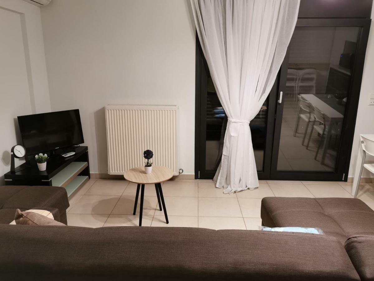 Pall'S Minimal Apartment Néa Péramos Buitenkant foto